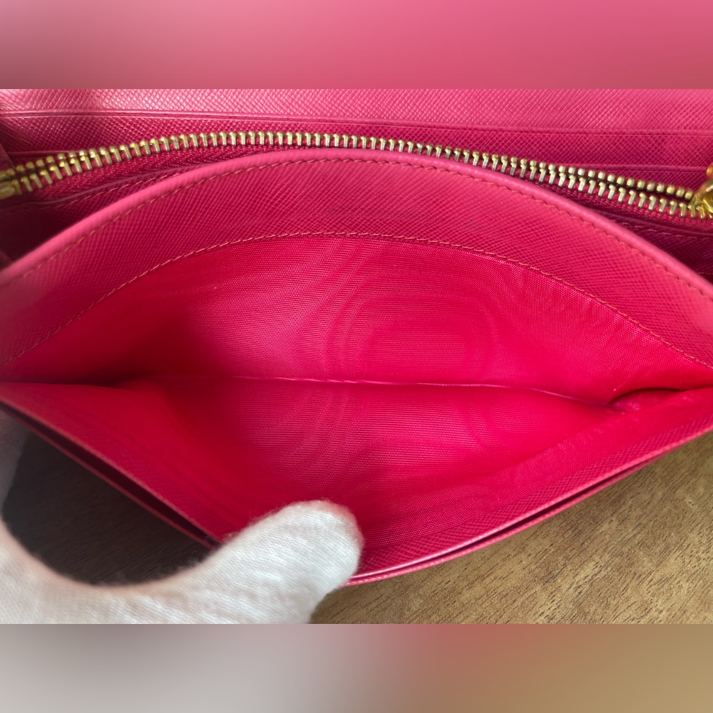 Authentic Prada Pink Saffiano Wallet on Chain. - Picture 5 of 7